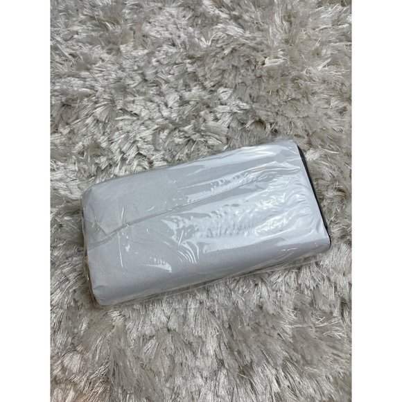 Alyssa Saffiano Material Double Zipper Black Wallet - Picture 3 of 12